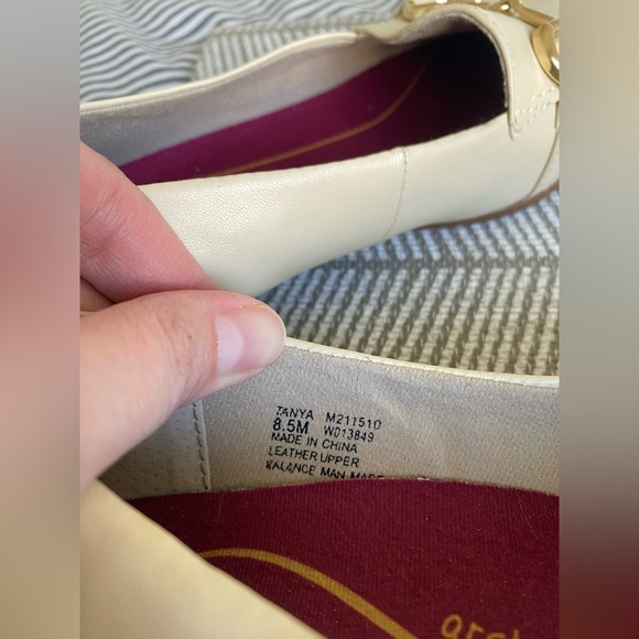 NWOT - Munro - Tanya Bit Loafer - Cream - Size 8.5 - Picture 6 of 11